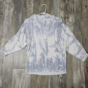 Sioni light knit hoodie size large